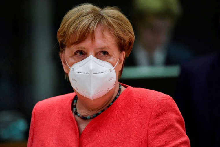 ANGELA MERKEL INVITÉE À BRÉGANÇON LE 20 AOÛT, ANNONCE L'ELYSÉE
