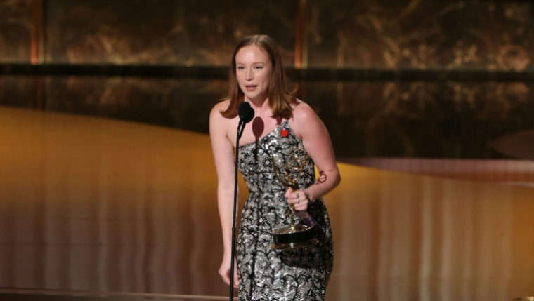 L'actrice Hannah Einbinder lors de la 77e cérémonie des Emmy Awards, le 14 septembre 2025 à Los Angeles ( AFP / VALERIE MACON )