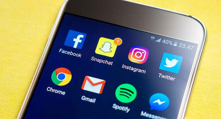 La suspecte a versé 200 € à un contact sur Snapchat en échange de tous les faux documents nécessaires à la location. (illustration) (Pixabay / TeroVesalainen)