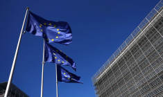 Les drapeaux de l'Union européenne flottent à Bruxelles