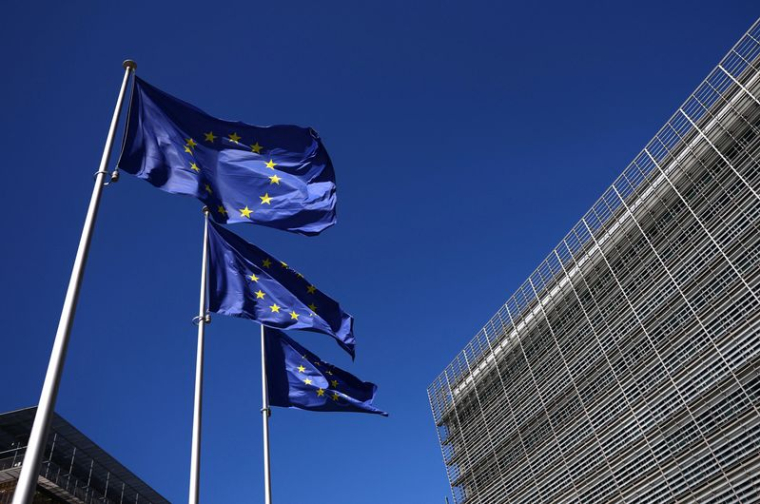Les drapeaux de l'Union européenne flottent à Bruxelles