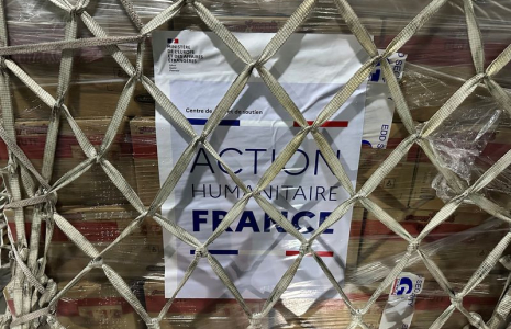 L'armée française livre une aide humanitaire à destination de Gaza