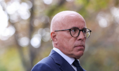 Le président de l'UDR Eric Ciotti à Paris le 18 septembre 2026 ( AFP / Kenzo TRIBOUILLARD )