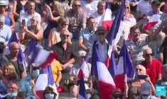 France : Marine Le Pen et Anne Hidalgo se lancent dans la présidentielle