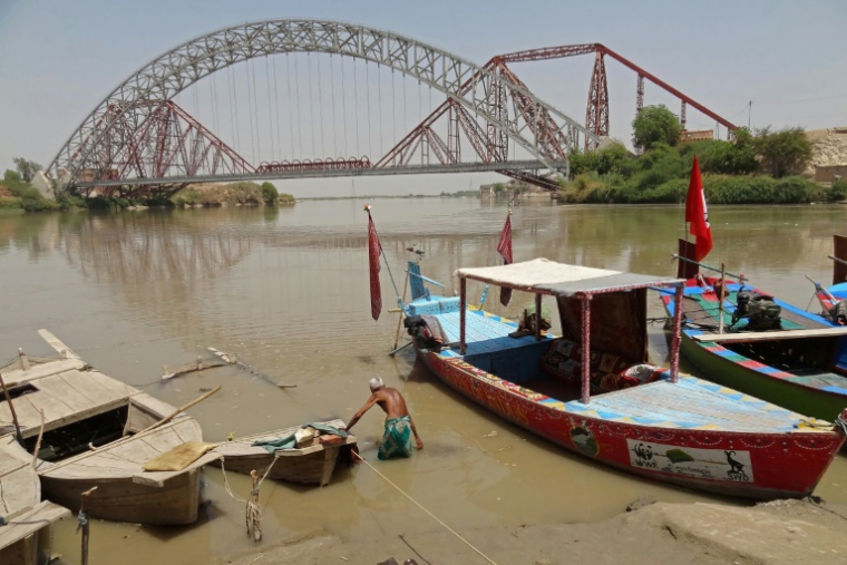 Le fleuve Indus près du fleuve Lansdowne à Sukkur en Inde le 28 avril 2025 ( AFP / Shahid ALI )