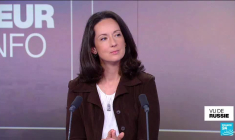 Pour les propagandistes russes, Emmanuel Macron fait "voler en éclats" la coalition européenne