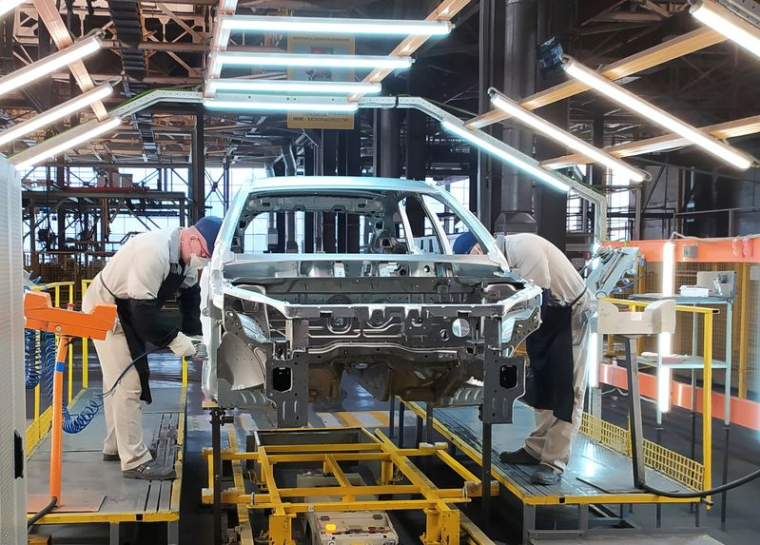 RUSSIE: LA PRODUCTION AUTOMOBILE S'EFFONDRE DE 96,7% EN MAI