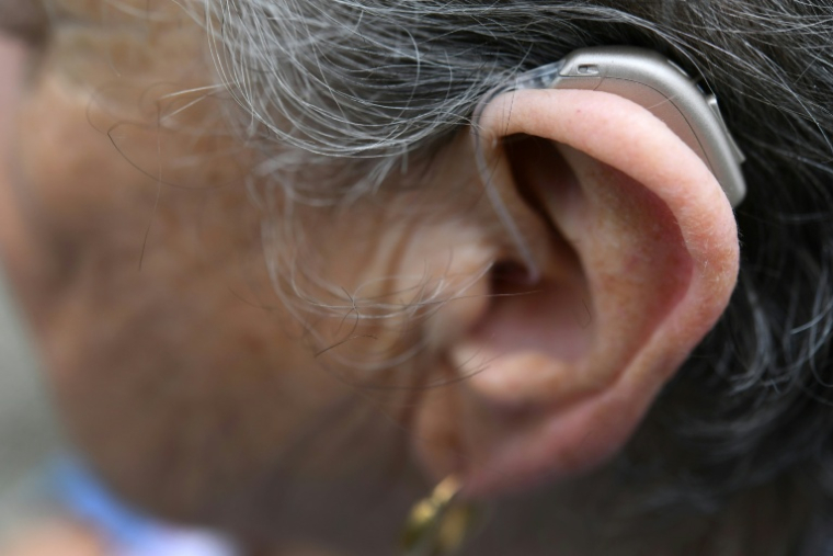 À Paris, des musiciens cherchent la formule d'un concert accessible aux malentendants ( AFP / Fred TANNEAU )