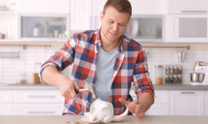 Un cas récent illustre une avancée de la loi Pacte : les ex-salariés en faillite peuvent désormais débloquer leur épargne retraite plus tôt. (Crédit photo : 123RF)