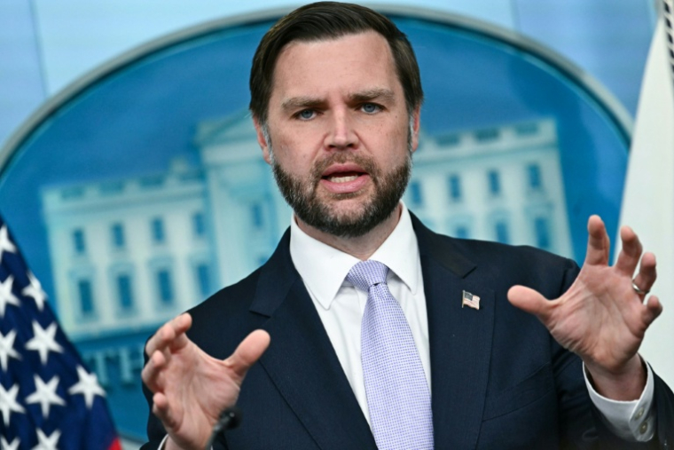Le vice-président américain JD Vance lors d'un point presse à la Maison Blanche, le 19 mai 2026 à Washington ( AFP / Kent NISHIMURA )