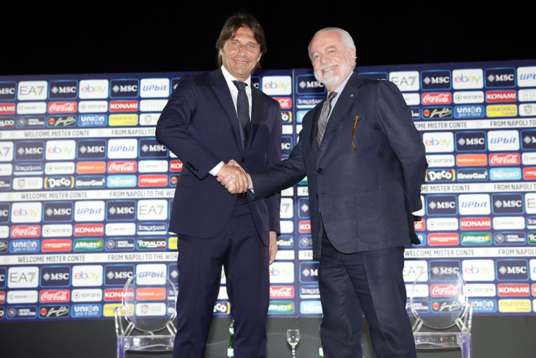 Conte et De Laurentiis s’embrouillent devant les journalistes