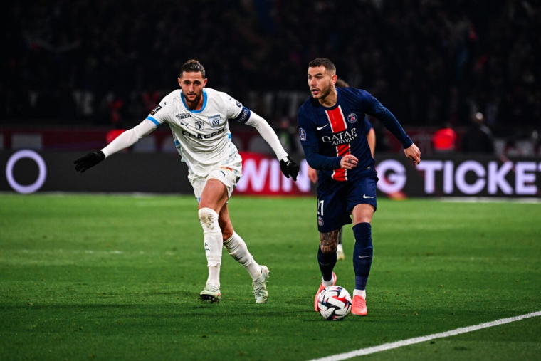 La tribune Auteuil sanctionnée après les banderoles contre Adrien Rabiot