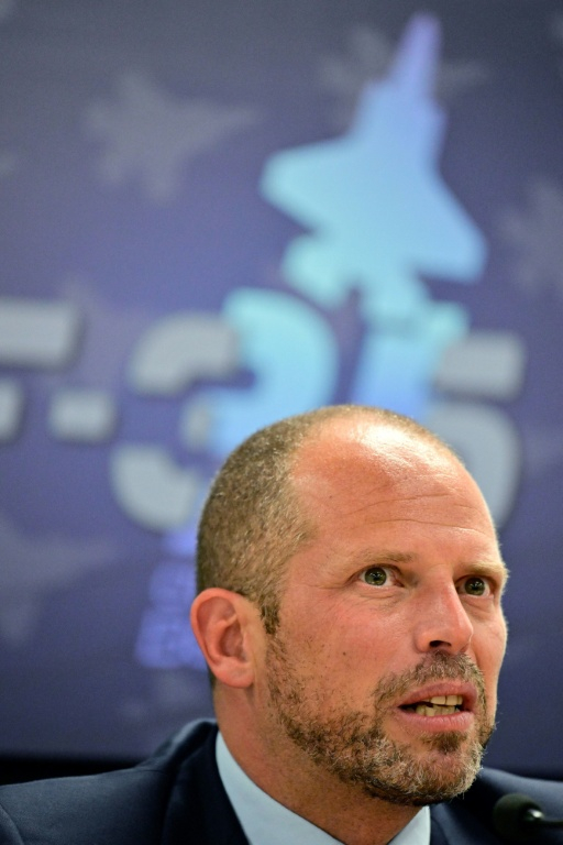 Le ministre belge de la Défense Theo Francken à la base aérienne militaire de Florennes, le 13 octobre 2025 ( BELGA / DIRK WAEM )