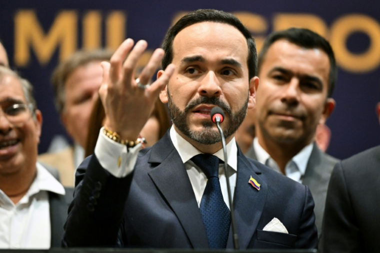 Le président élu de Colombie, Abelardo de la Espriella, le 30 juillet 2026 à Bogota ( AFP / Luis ACOSTA )