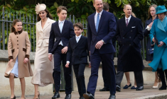 (GàD): les princesses Charlotte et Catherine, les princes George, Louis, William, Edward et la princesse Anne se rendent à la chapelle Saint-Georges de Windsor pour la messe de Pâques, le 5 avril 2026  ( POOL / Alberto Pezzali )