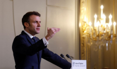 Emmanuel Macron prononce son discours devant les membres de la Fédération française de la boulangerie-pâtisserie à l'Elysée, à Paris