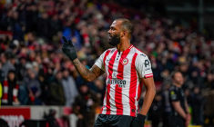 Un joueur de Brentford détrône déjà Firmino