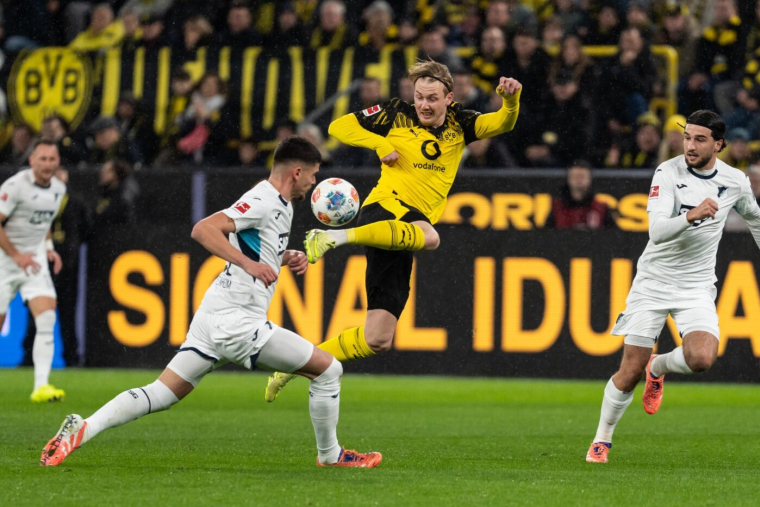 Dortmund suit le rythme de Leipzig