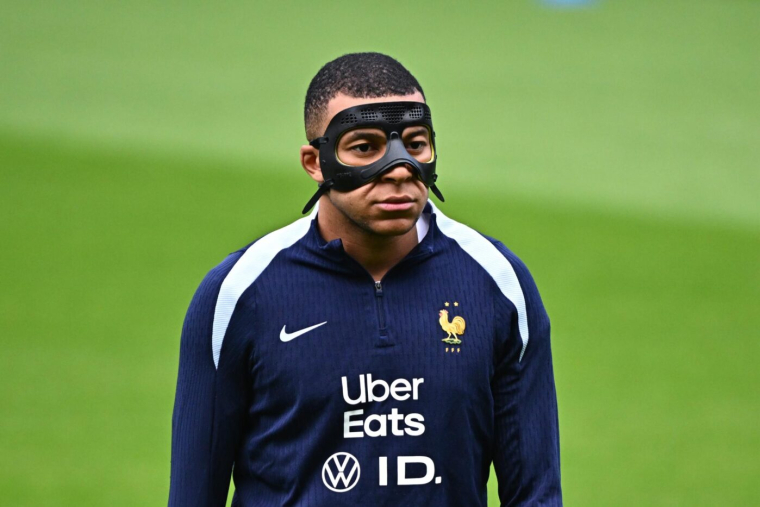 Camavinga absent de l'entraînement des Bleus, Mbappé bien présent