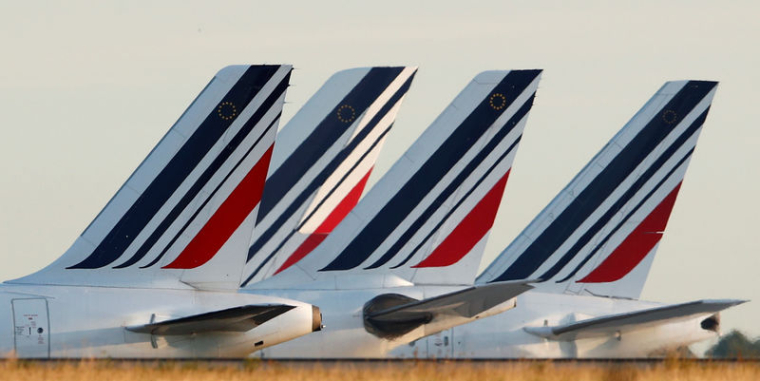 AIR FRANCE ÉTUDIE L'ARRÊT DE SA FILIALE JOON