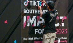 Le gouvernement indonésien a annoncé suspendre la licence d'exploitation de TikTok  ( AFP / BAY ISMOYO )