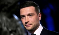 Jordan Bardella à la célébration des 200 ans du Figaro au Grand Palais à Paris, le 13 janvier 2026 ( AFP / JULIEN DE ROSA )