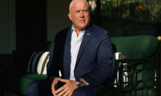 Bill White, ambassadeur américain en Belgique, en Géorgie, en octobre 2022 ( AFP / Elijah Nouvelage )