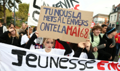Manifestation de lycéens à Lens, dans le Pas-de-Calais, le 13 octobre 2026 ( AFP / Sameer AL-DOUMY )