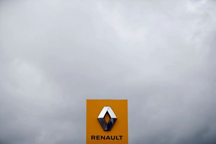RENAULT: PLUS DE 90% DES POINTS DE VENTE OUVRIRONT LE 11 MAI, ANNONCE LE DIR.COMMERCIAL