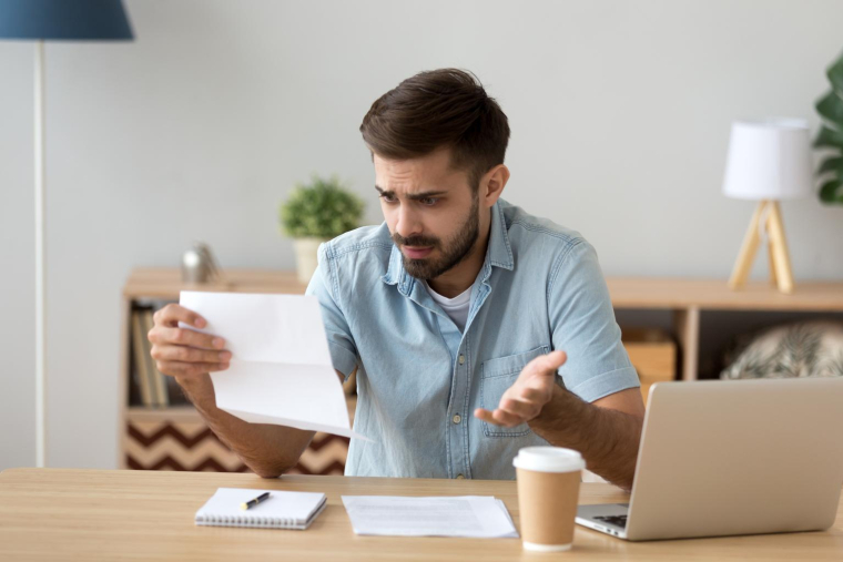 Bien choisir son fournisseur d’électricité c’est important pour faire des économies. crédit photo : fizkes/Shutterstock / fizkes