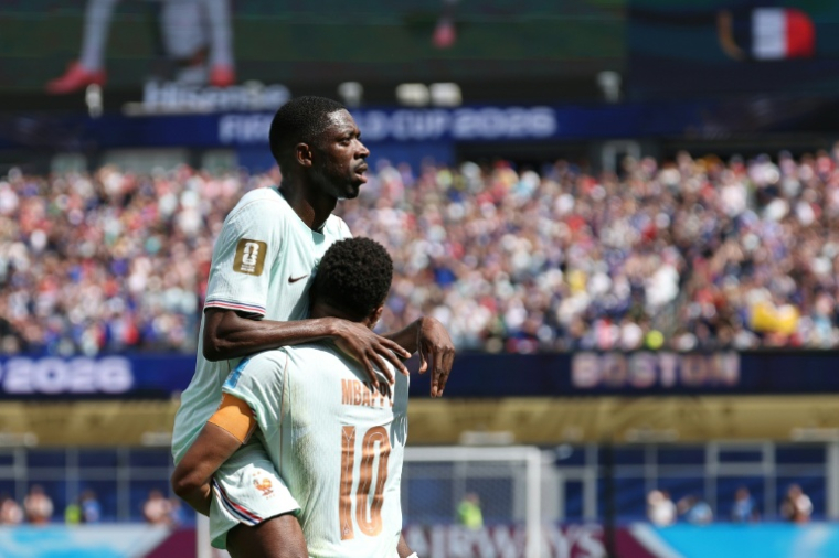 Ousmane Dembélé et Kylian Mbappé lors de la victoire 4-1 contre la Norvège au Mondial, le 26 juin 2026 à Foxborough ( AFP / FRANCK FIFE )