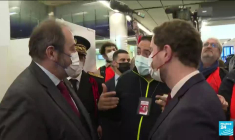 Covid-19 : tests à l'arrivée de passagers venant de Chine pour "suivre les différents variants"