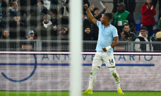 Portée par un grand Tijjani Noslin, la Lazio éjecte Naples de la Coupe d’Italie