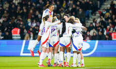Lyon dévore le PSG et prend le large en tête du classement de Première Ligue