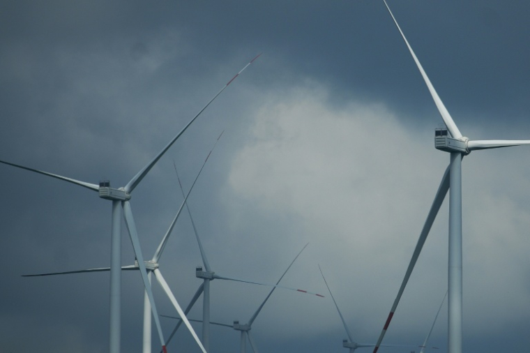 Vue d'ensemble le 25 mai 2026 d'éoliennes du site d'Oriv, près Lviv (ouest de l'Ukraine)  ( AFP / Marian PAVLYK )