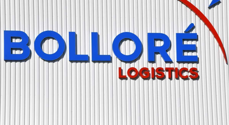 Le cours de Bourse de Bolloré évolue un peu au-dessus de 6 euros. (© AFP)