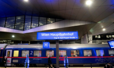 Les trains de nuit Vienne-Paris et Berlin-Paris ne circuleront plus dès le 14 décembre, après le retrait des partenaires français, a annoncé la compagnie ferroviaire autrichienne ÖBB ( AFP / JOE KLAMAR )