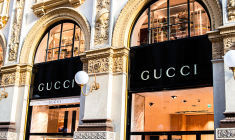 gucci vitrine (Crédit:  / Adobe Stock)