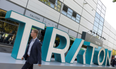 VW POURRAIT INTRODUIRE MOINS DE 25% DU CAPITAL DE TRATON EN BOURSE