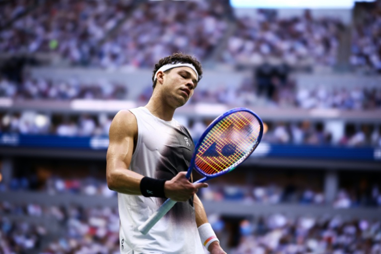 L'Américain Ben Shelton durant sa finale, perdue, contre l'Allemand Alexander Zverev, le 13 septembre 2026 à l'US Open ( AFP / CHARLY TRIBALLEAU )