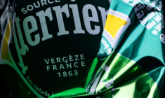 Perrier peut continuer à vendre de "l'eau minérale naturelle" ( AFP / JOEL SAGET )