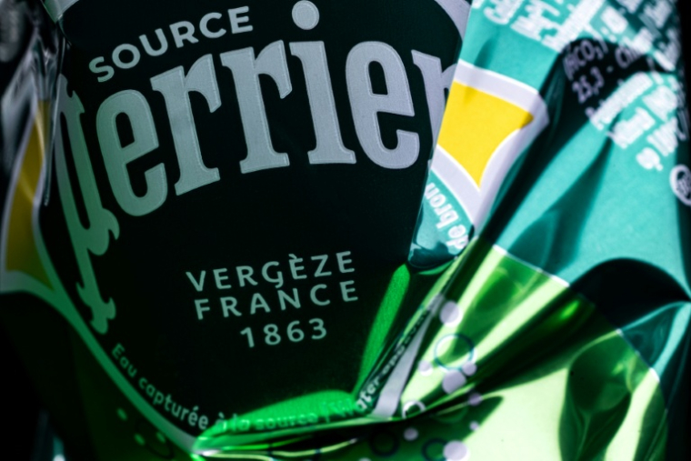 Perrier peut continuer à vendre de "l'eau minérale naturelle" ( AFP / JOEL SAGET )