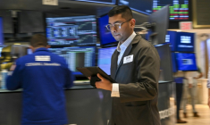 Un opérateur à la Bourse de New York, le 15 juillet 2025 ( AFP / ANGELA WEISS )