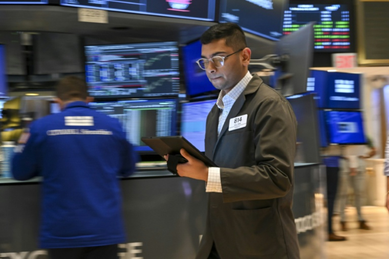 Un opérateur à la Bourse de New York, le 15 juillet 2025 ( AFP / ANGELA WEISS )