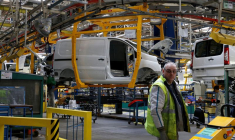 DIFFICULTÉS D'APPROVISIONNEMENT ET DÉGRADATION DE LA DEMANDE DANS L'INDUSTRIE