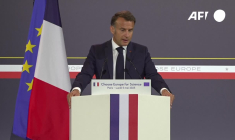 Politique scientifique de Trump: Macron dénonce un "diktat"
