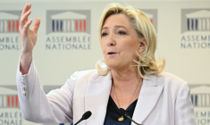 Marine Le Pen à Paris, le 22 mars 2023. ( AFP / BERTRAND GUAY )