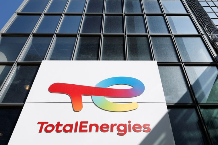LA FRANCE ENVISAGE UN TERMINAL FLOTTANT DE GAZ LIQUÉFIÉ AU HAVRE, SELON LES ECHOS