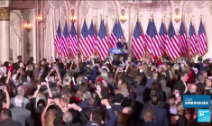 Ron DeSantis s'attaque à Disney : le gouverneur de Floride met fin au statut spécial du parc