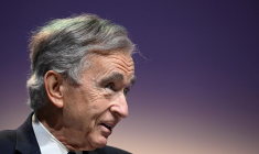 Bernard Arnault, le 26 janvier 2023, à Paris ( AFP / STEFANO RELLANDINI )